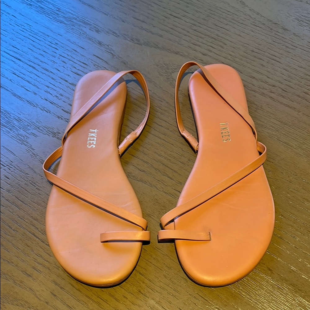 TKEES Sandals Pout